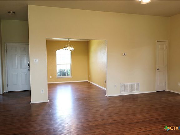 4th image of 408 Viola Dr