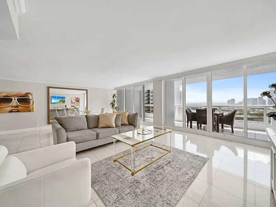 1717 N Bayshore Dr #31-ID1054102P