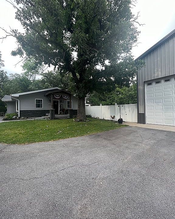 1st image of 9131 Sheffield Ave