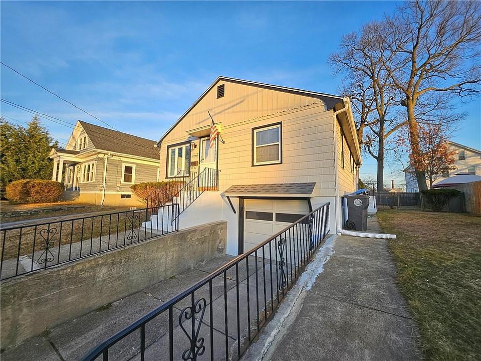 1st image of 70 N Clarendon St