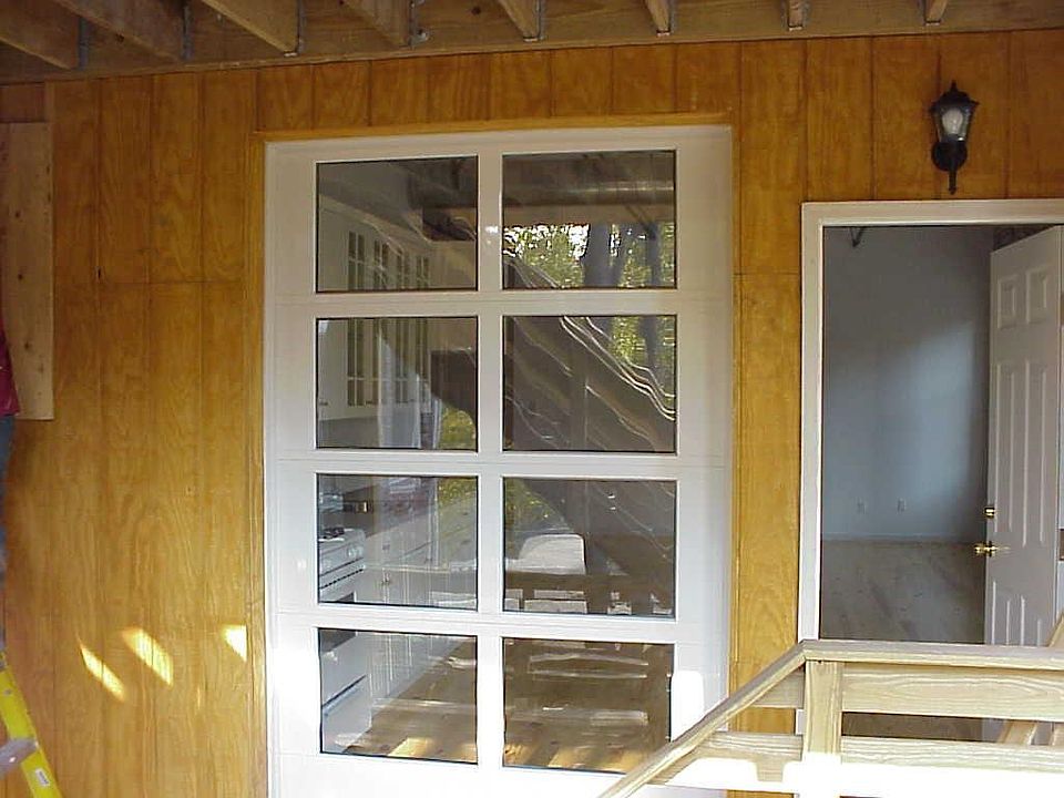 2nd image of 9-11 Crawford St APT 6