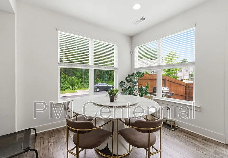 7740 Baron Rd — Photo 10