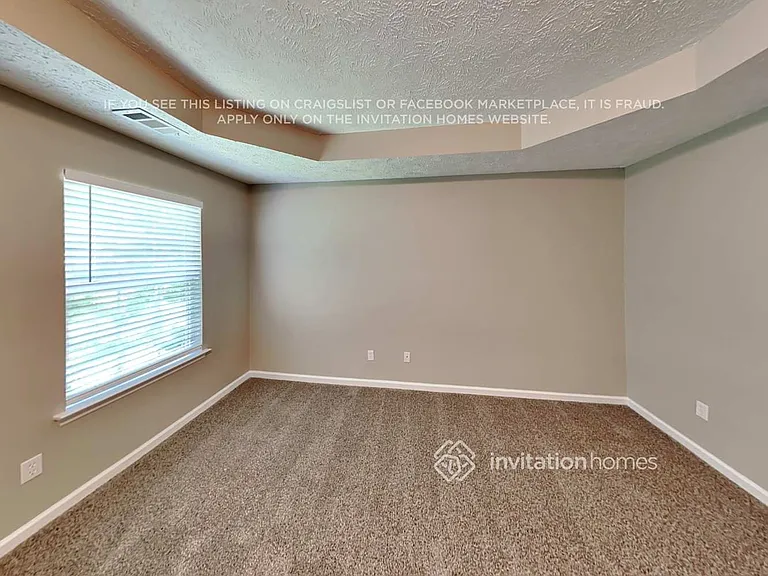 6975 Calderwood Dr — Photo 11