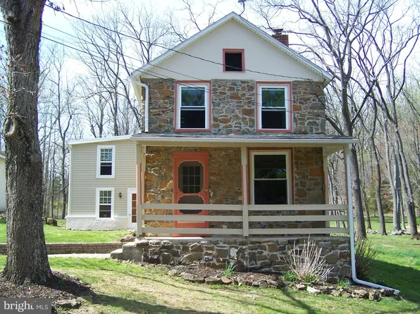 2133 Deep Creek Rd, Perkiomenvlle, PA 18074