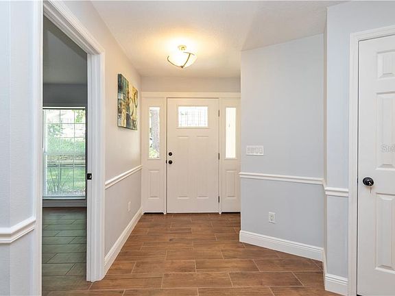4th image of 1205 Duncan Ct