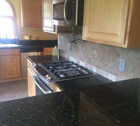 5th image of 439 Morris St