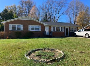 3606 Inverness Dr, Greensboro, NC 27406