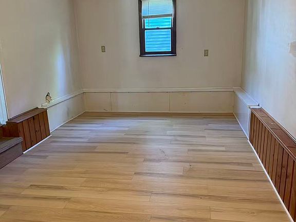 3rd image of 6100 Pollard Ave