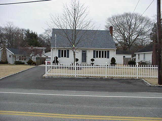 Immaculate Cape Home