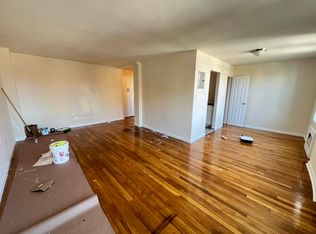 37-07 147th St #M, Flushing, NY 11354