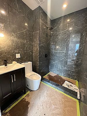 4th image of 78 Christopher St #12