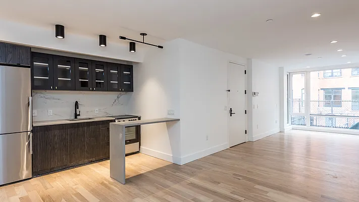 Rented by Nooklyn NYC LLC | media 73