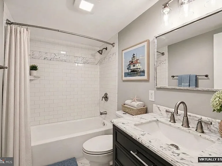 9135 Cuckold Point Rd — Photo 12