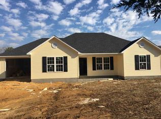 850 Sanford St, Henderson, TN 38340