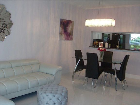4th image of 11030 Sea Hibiscus Lane #11030