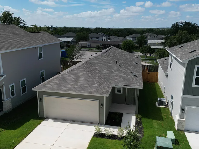 14702 Emerio Dr — Photo 18