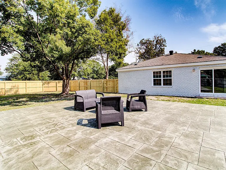 2703 Bullis Ave — Photo 11