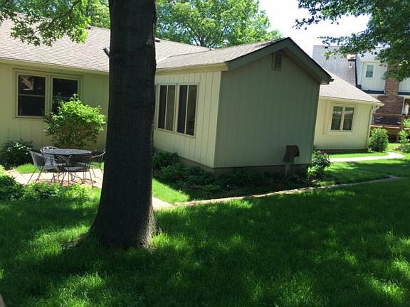 2nd image of 2608 S Seminole Ct