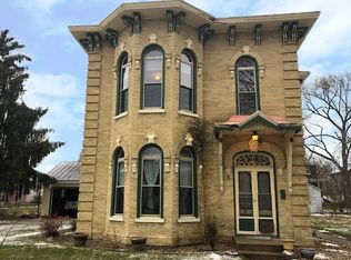 309 W Marion St, Portage, WI 53901