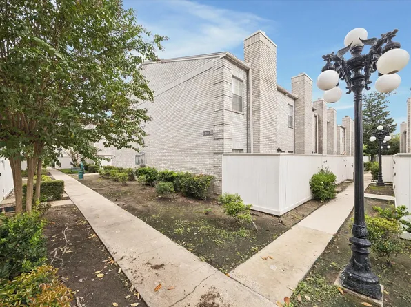 4001 Tanglewilde St APT 1103, Houston, TX 77063