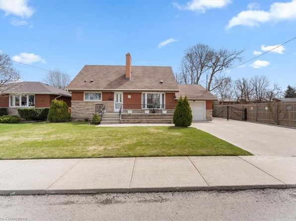 161 Howard Ave, Hamilton, ON L9A 2W9