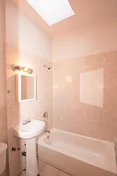 Rented by R New York