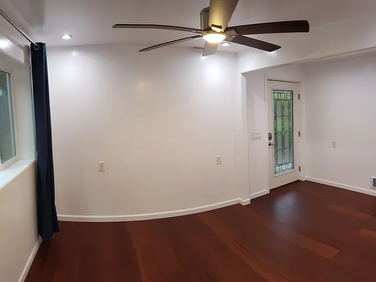Room 4