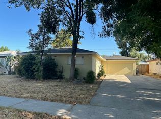 4625 E Norwich Ave, Fresno, CA 93726