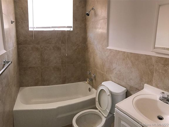 5th image of 1831 NW 41st St #1831