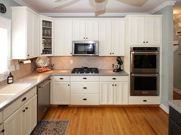 5th image of 1318 Roswell St SE