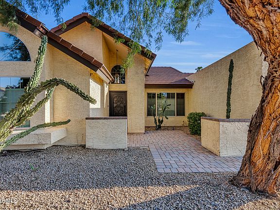 3rd image of 11063 E MERCER Lane
