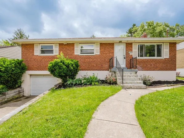 1045 Pelican Dr, Cincinnati, OH 45231