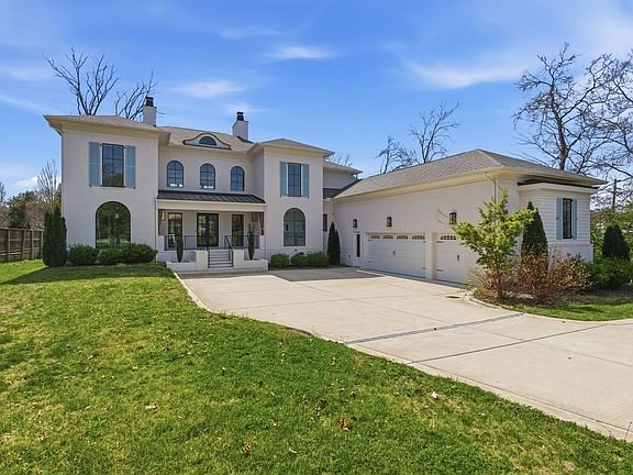 2nd image of 3311 Skyline Dr