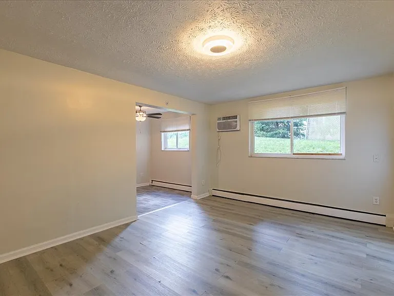 2145 Harrison Ave #17 — Photo 10