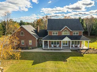 881 Carmel Cres, Cavan Monaghan, ON L0A 1G0