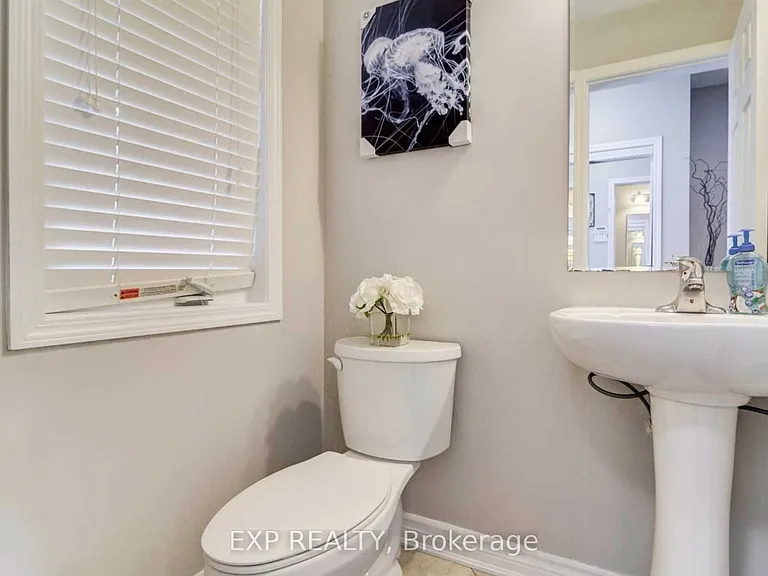 1688 Copeland Cir — Photo 9