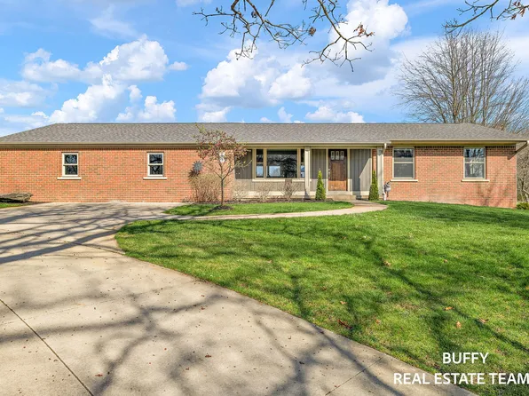 7500 Tiffany Ave NE, Rockford, MI 49341