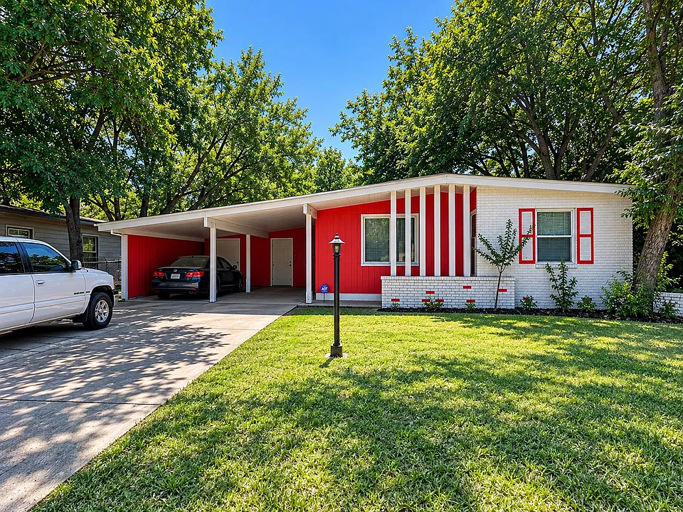 708 Dunn Cir