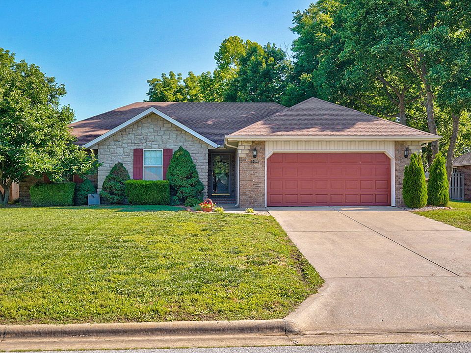 1st image of 3407 W Vincent Drive
