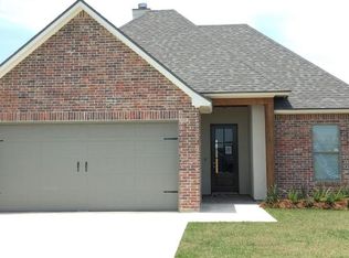 117 Meadow Gate Dr, Lafayette, LA 70508