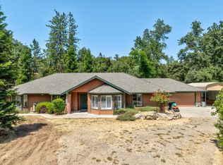 38090 Wortham Rd, Oakhurst, CA 93644