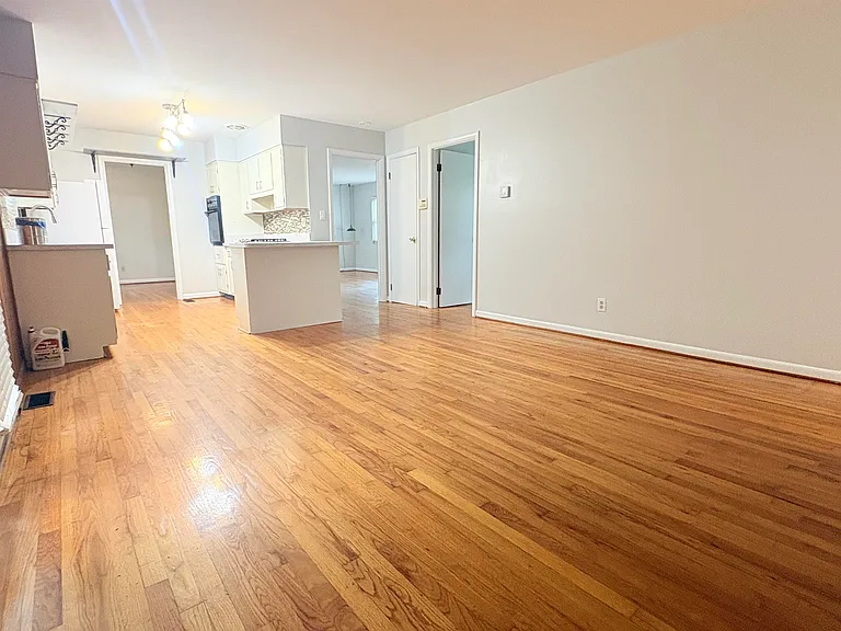 1504 Sunset Ln — Photo 16