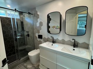 226 Gregory Ln, Redwood City, CA 94061