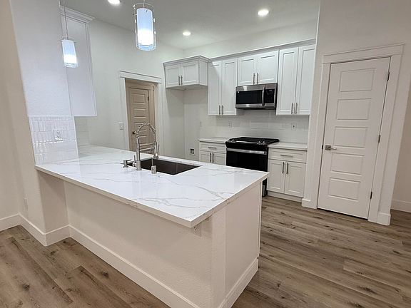 2nd image of 4746 W Ashland Avenue