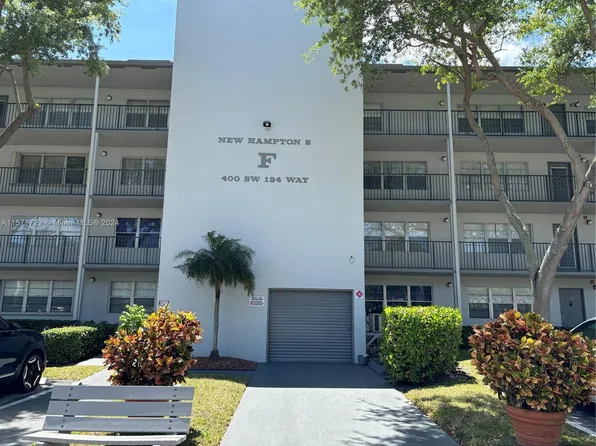 400 SW 134th Way APT 109F, Pembroke Pines, FL 33027