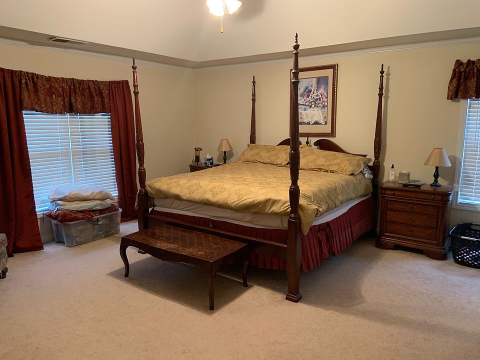 2nd image of 247 Hunt Creek Dr