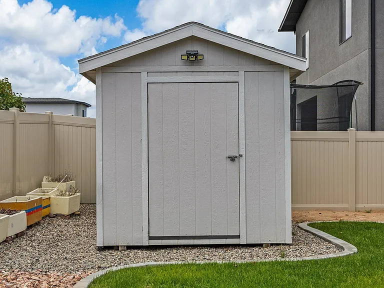 2545 Fryingpan Dr — Photo 43