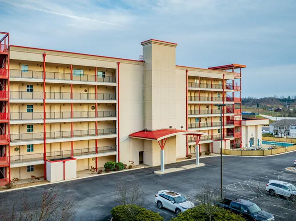 120 Raceday Center Dr Unit 604, Bristol, TN 37620