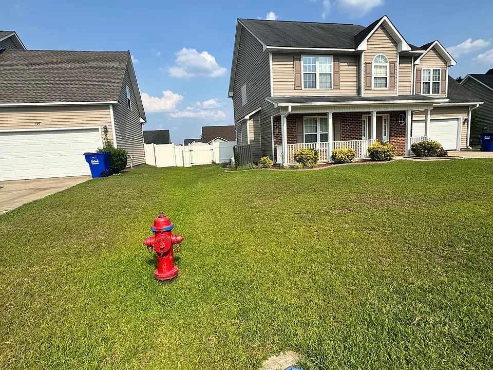 207 Bennington Dr
