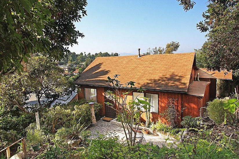1st image of 2117 Cove Ave